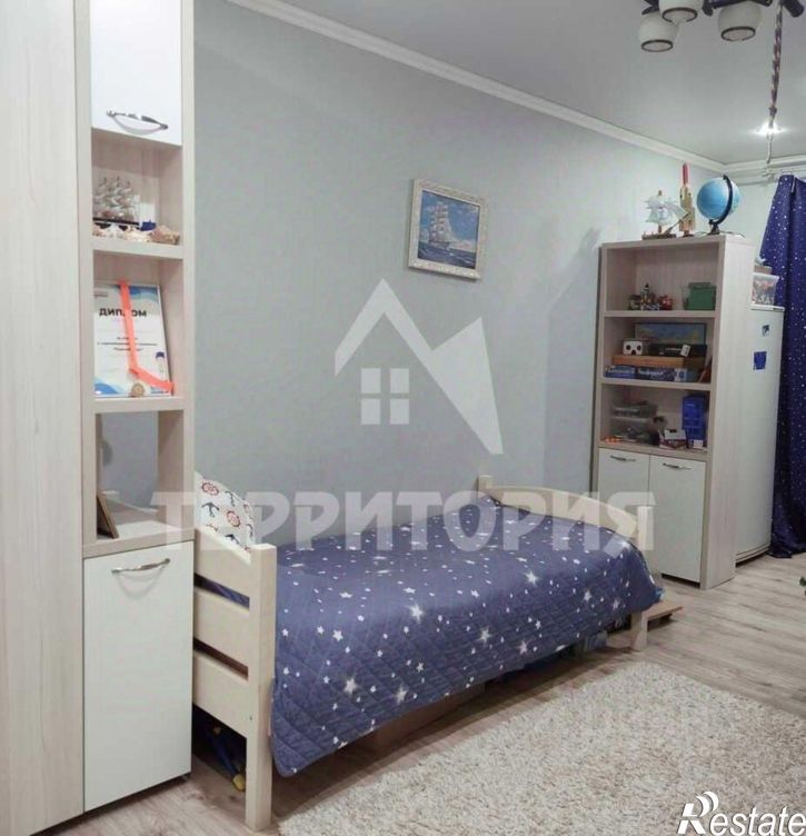 2-комн квартира улица Ивана Сутырина, 15,  д. 15