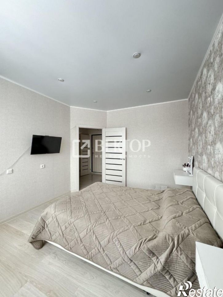 1-комн квартира мкр "Венеция", 65,  д. 65