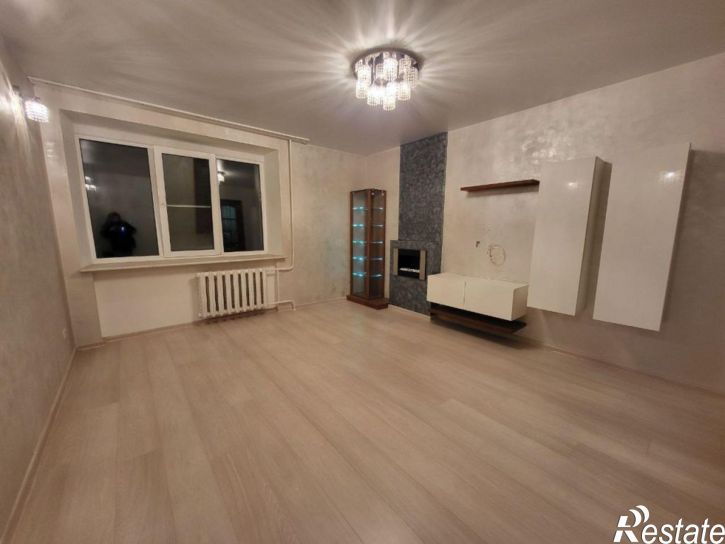 3-комн квартира Самоковская ул, 7
