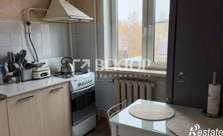 2-комн квартира Центральная улица, 40,  д. 40