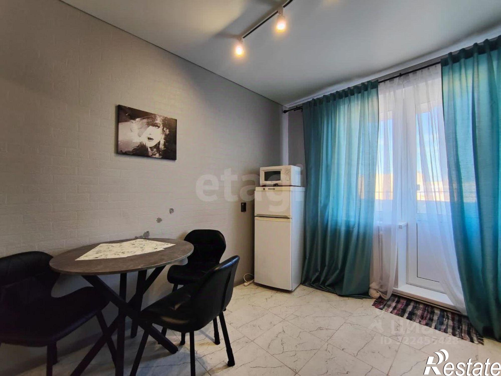 Купить квартиру за 8 100 000 рублей на Рабочий проспект, 11