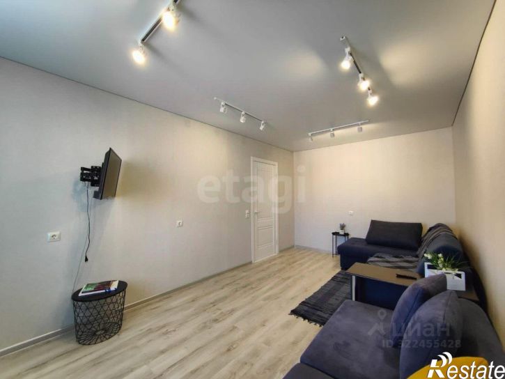 2-комн квартира Рабочий проспект, 11,  д. 11