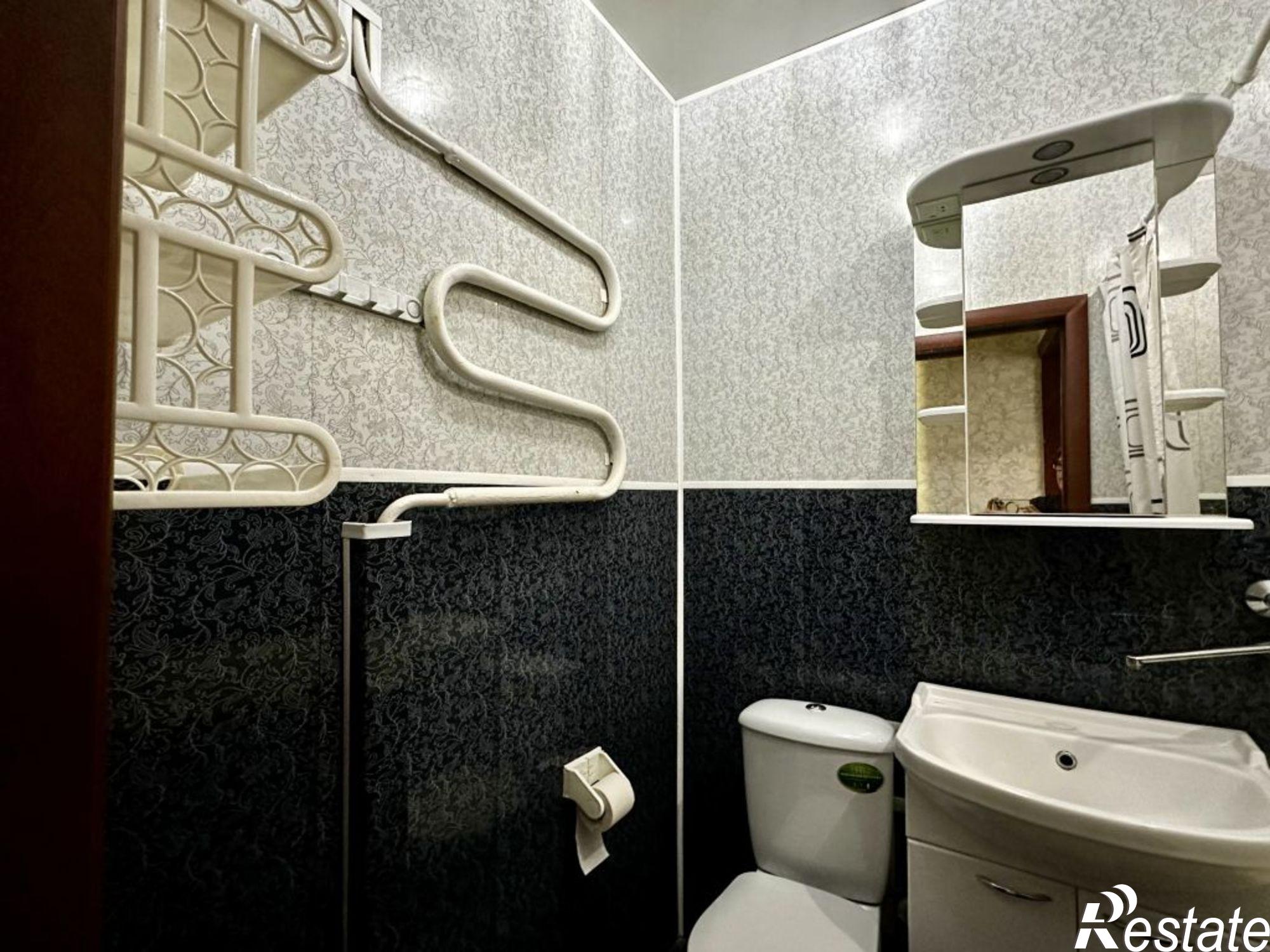 Купить квартиру за 3 100 000 рублей на Глазковский проезд, 4