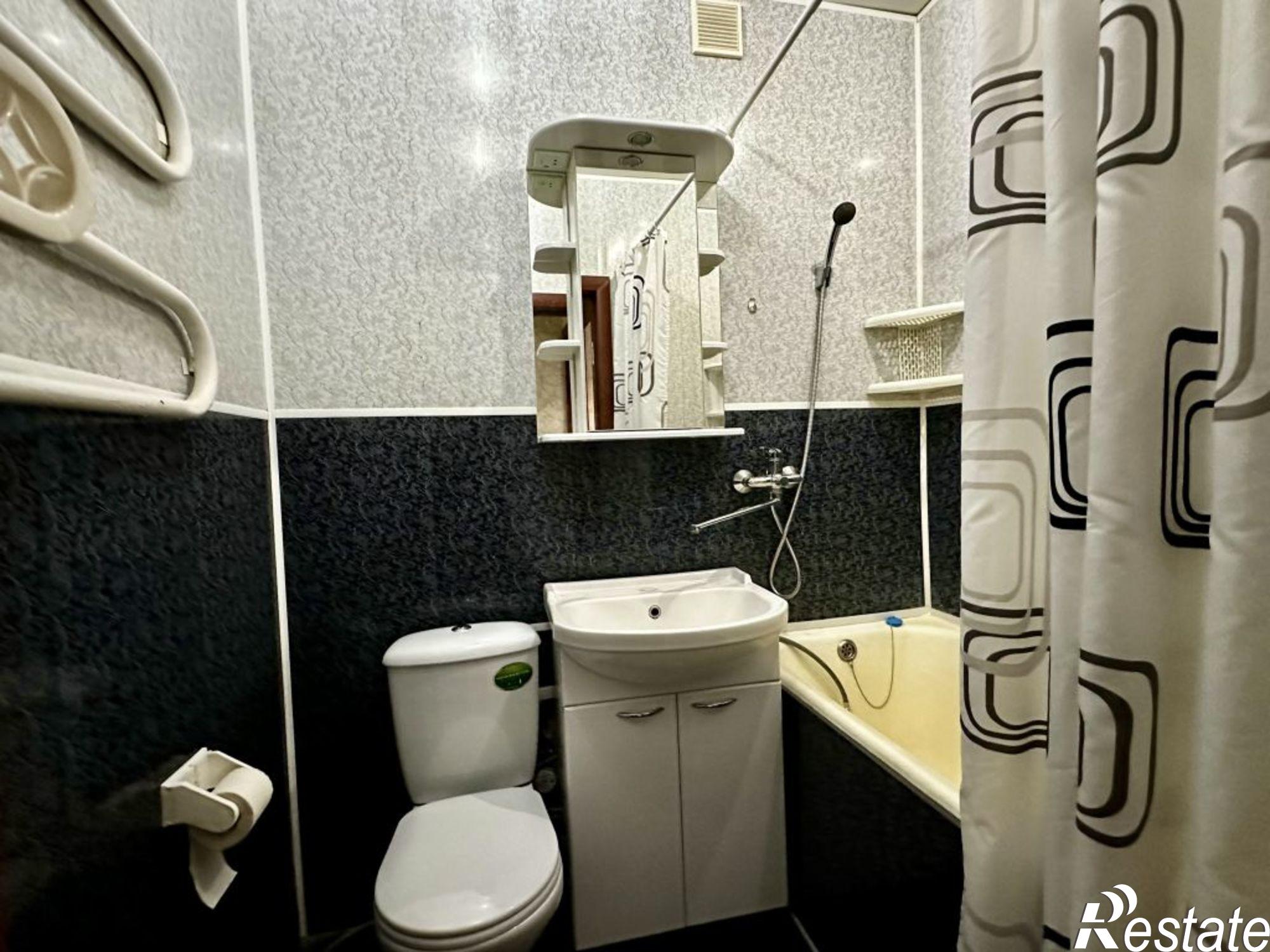 Купить квартиру за 3 100 000 рублей на Глазковский проезд, 4