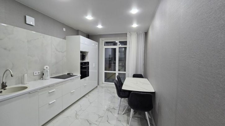 2-комн квартира Ленина ул, 160Б