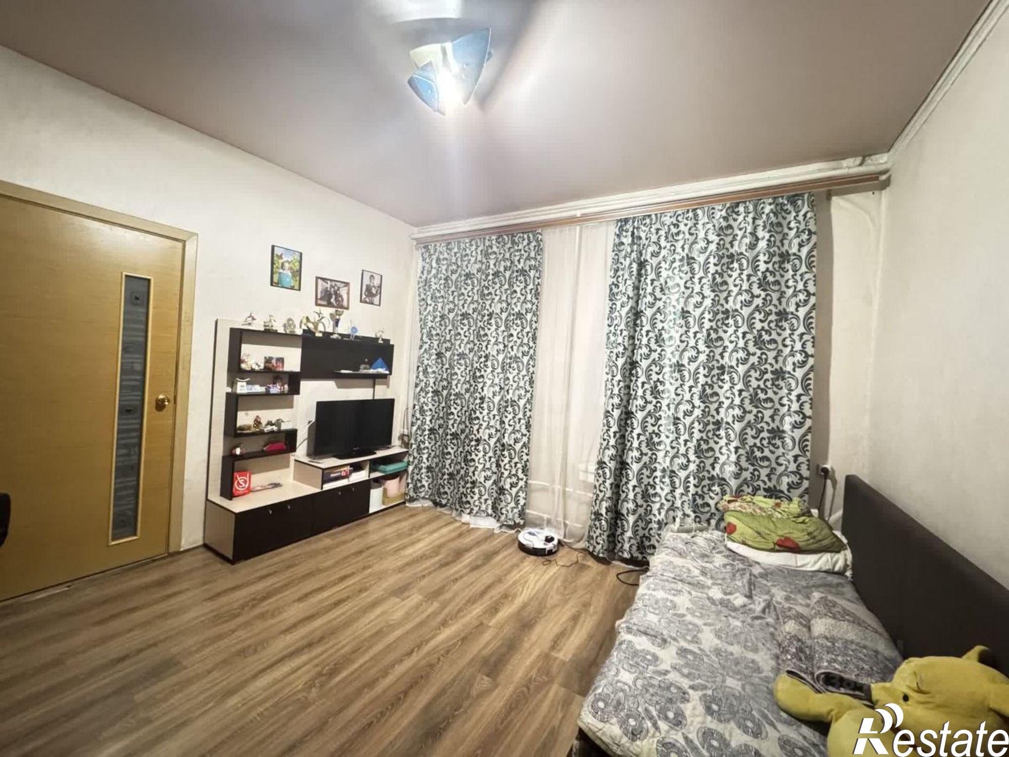 Купить квартиру за 2 450 000 рублей на Кадыевский переулок, 10