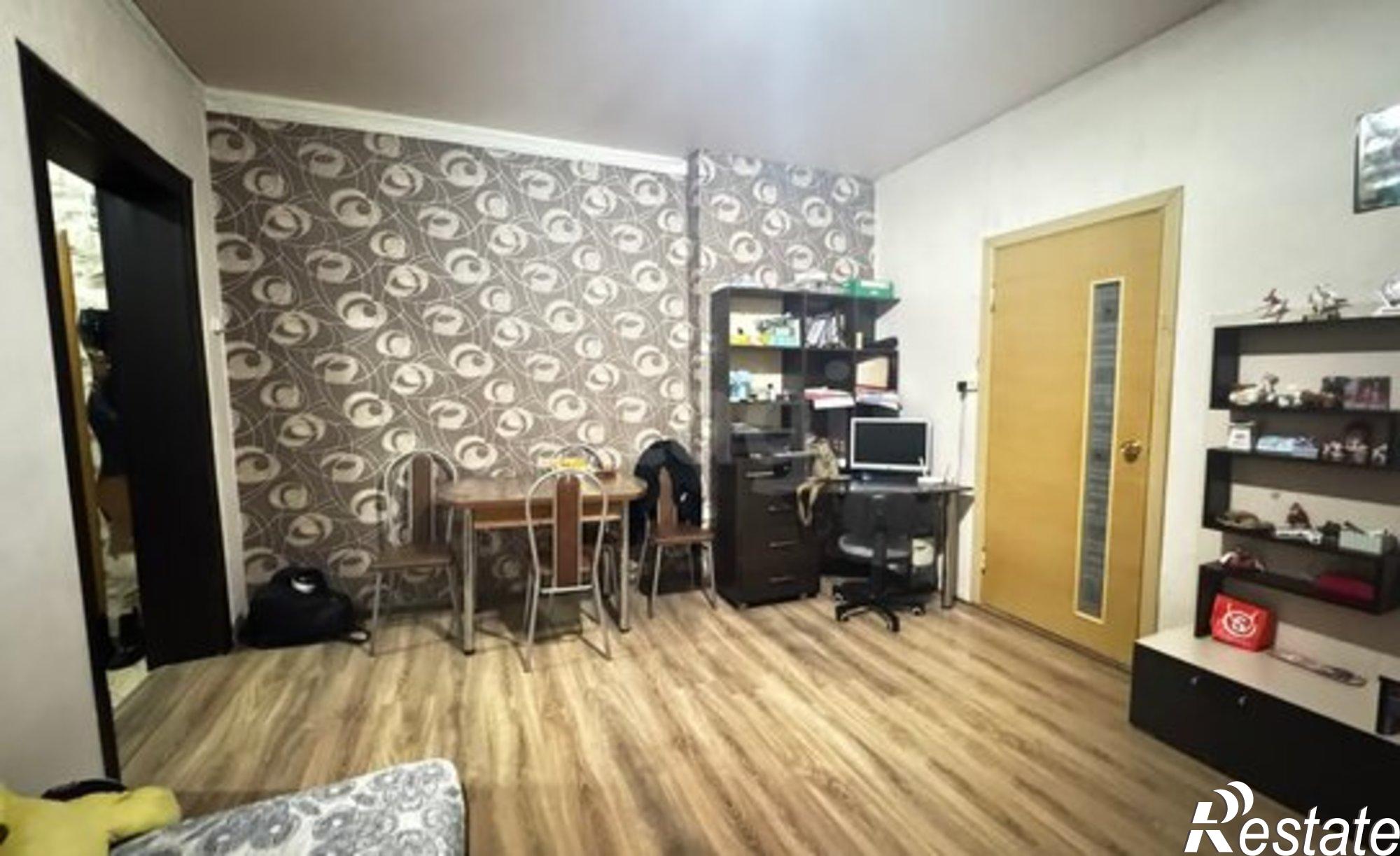 Купить квартиру за 2 450 000 рублей на Кадыевский пер, 12