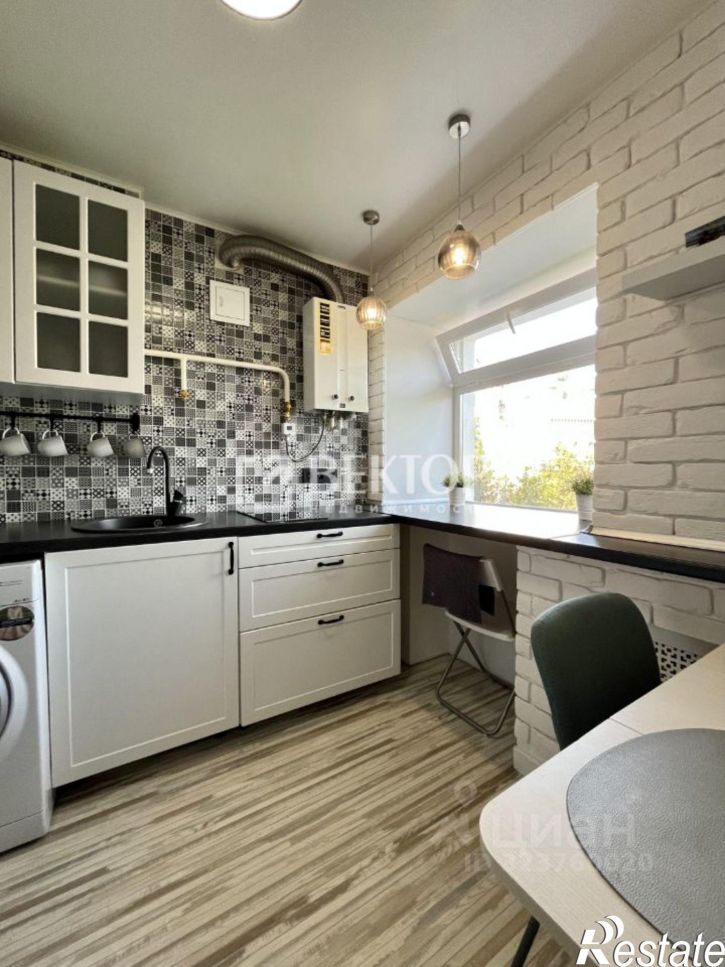 1-комн квартира Лавровская улица, 6,  д. 6