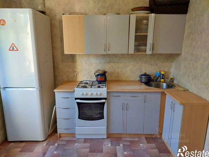 2-комн квартира улица Свердлова, 127,  д. 127