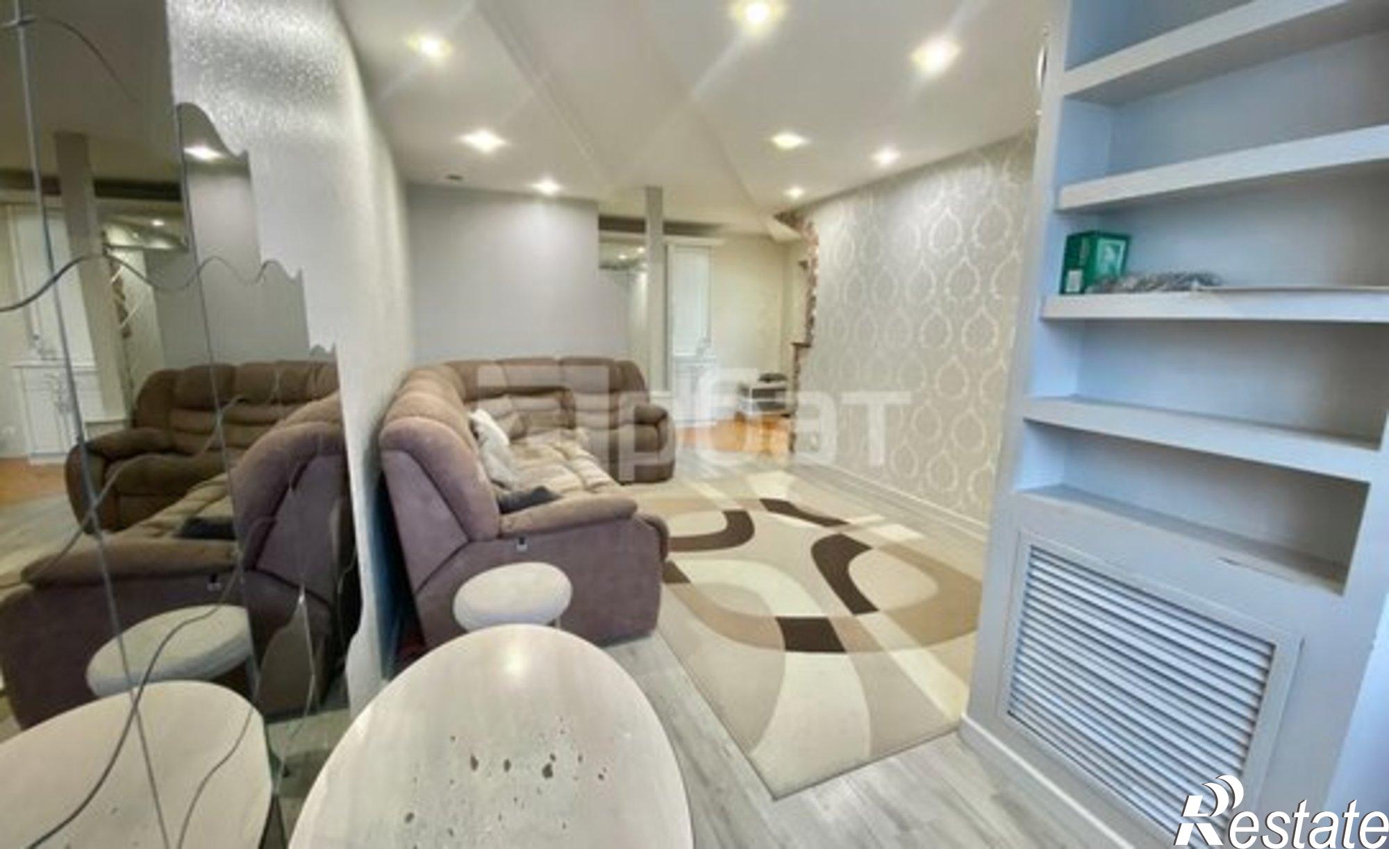 Купить квартиру за 5 200 000 рублей на Рабочий проспект, 56