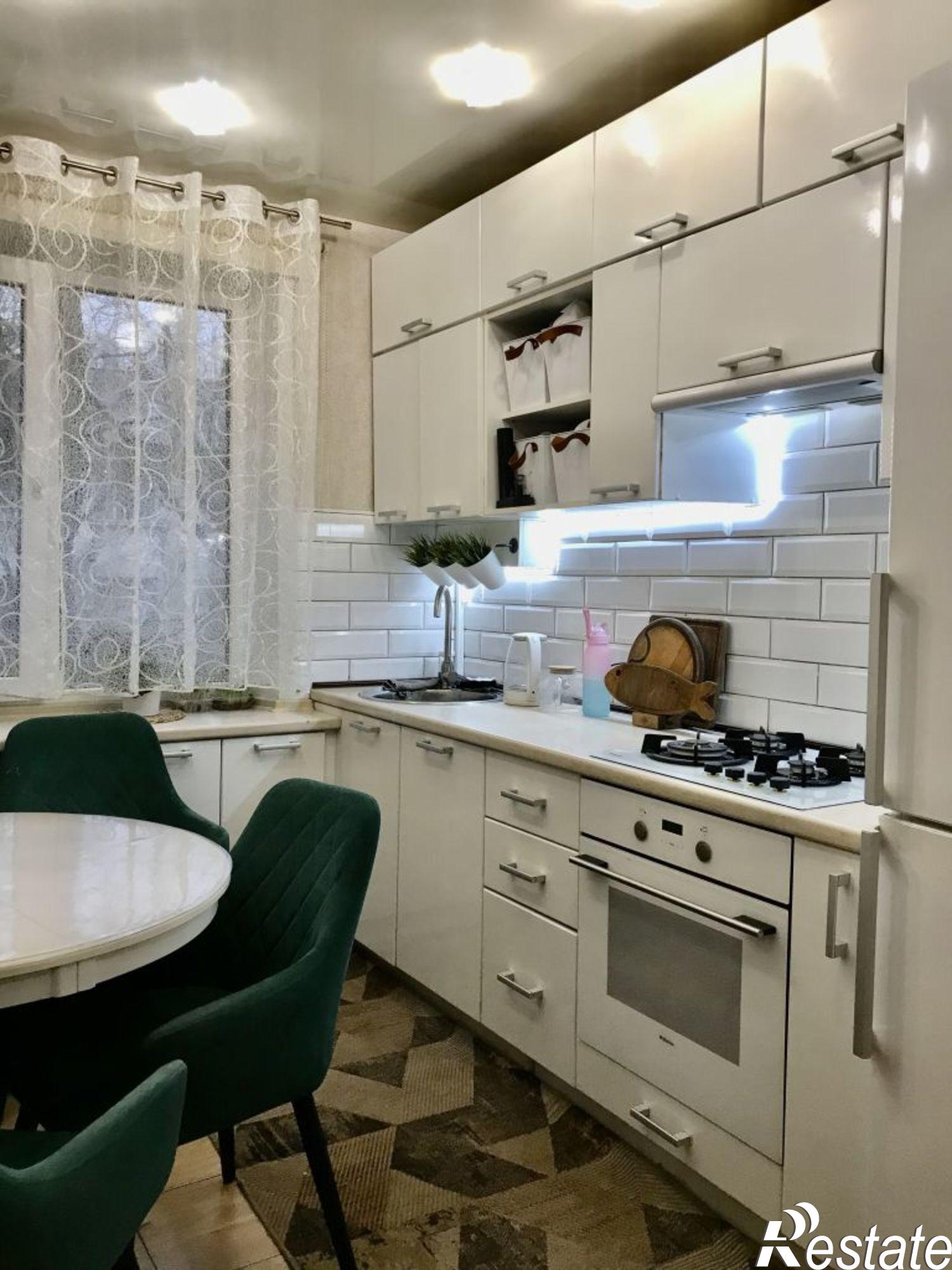 Купить квартиру за 4 980 000 рублей на Центральная 2-я ул, 1а