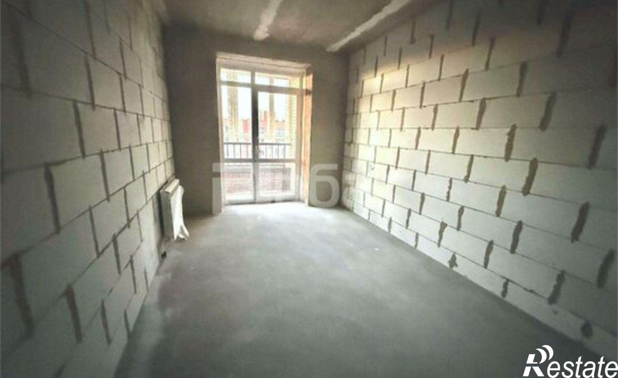 Купить квартиру за 9 300 000 рублей на ул Валентины Плетневой, 3