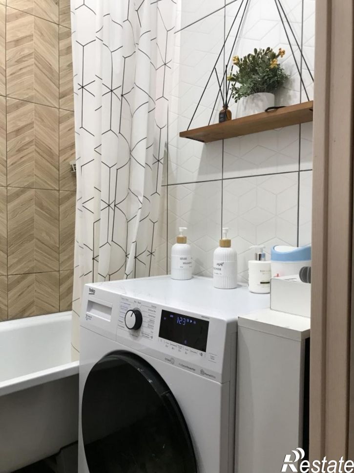 2-комн квартира Центральная 2-я ул, 1а