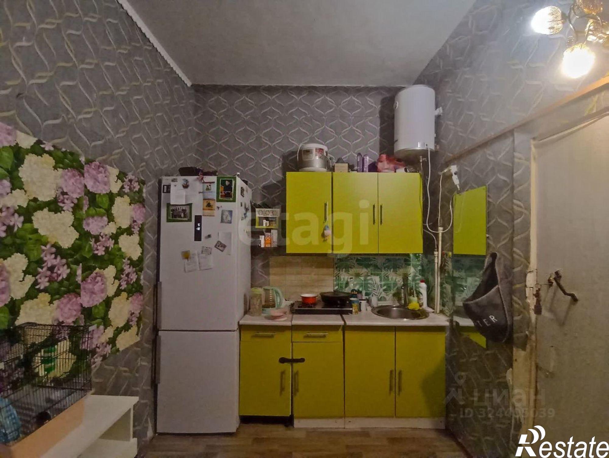 Купить комнату за 1 600 000 рублей на Строительный проезд, 3