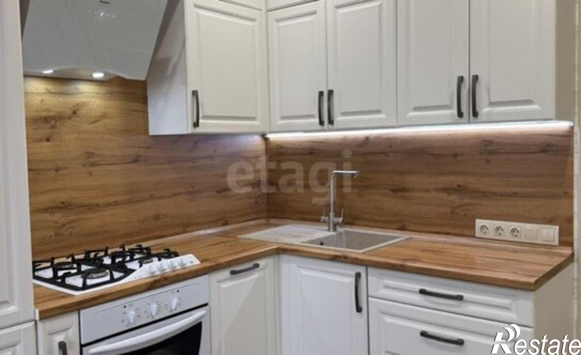 Купить квартиру за 4 900 000 рублей на улица Олега Юрасова, 27