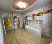2-комн, 61кв м, этаж 2/4 улица Титова, 6