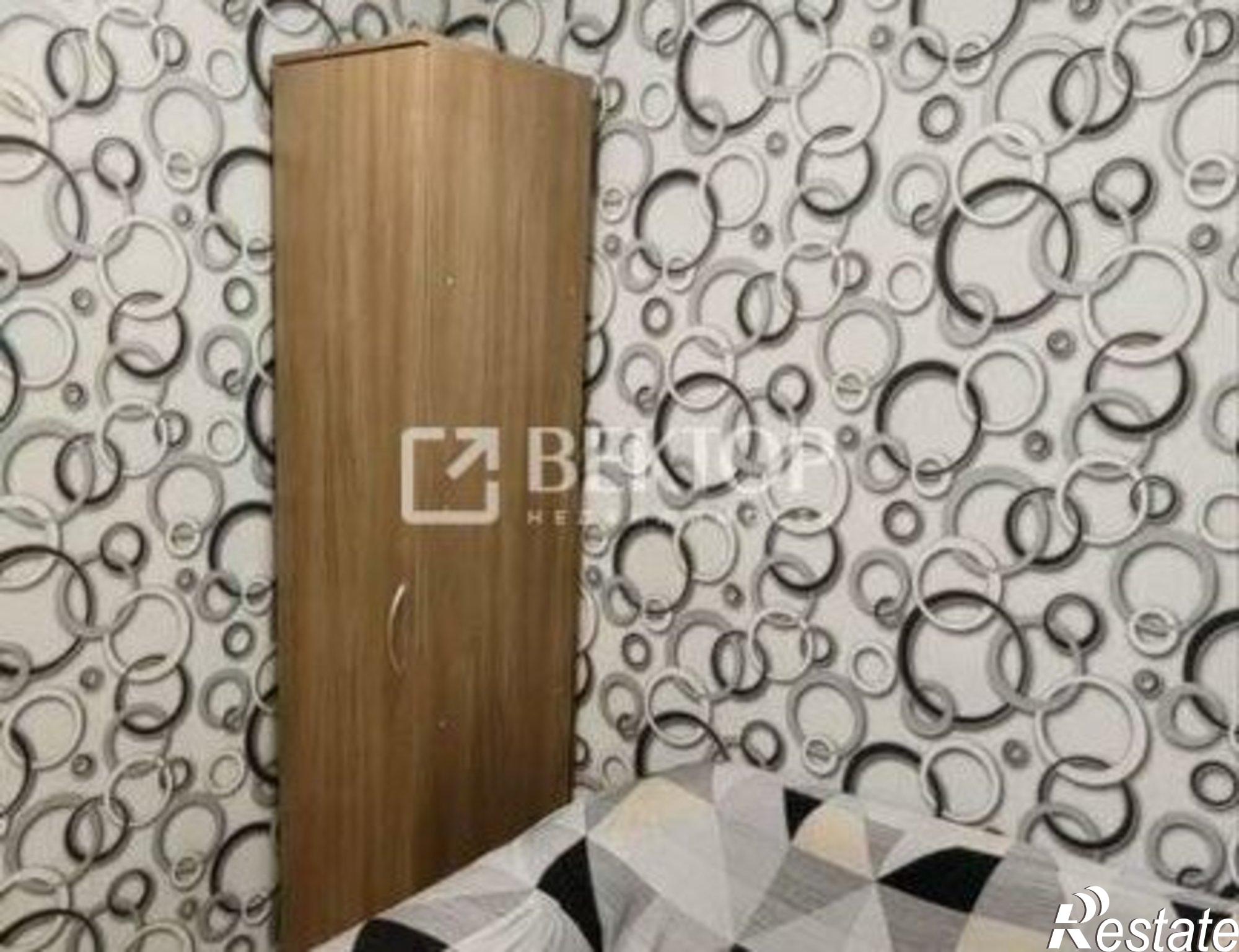 Купить квартиру за 1 200 000 рублей на улица Ивана Сутырина, 22