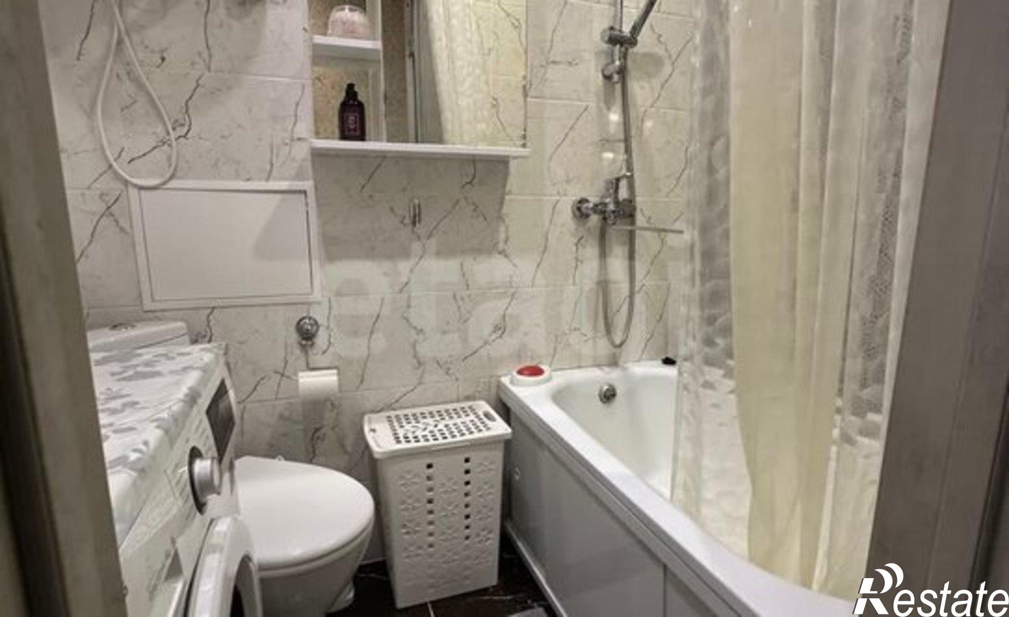 Купить квартиру за 2 990 000 рублей на Профсоюзная улица, 15