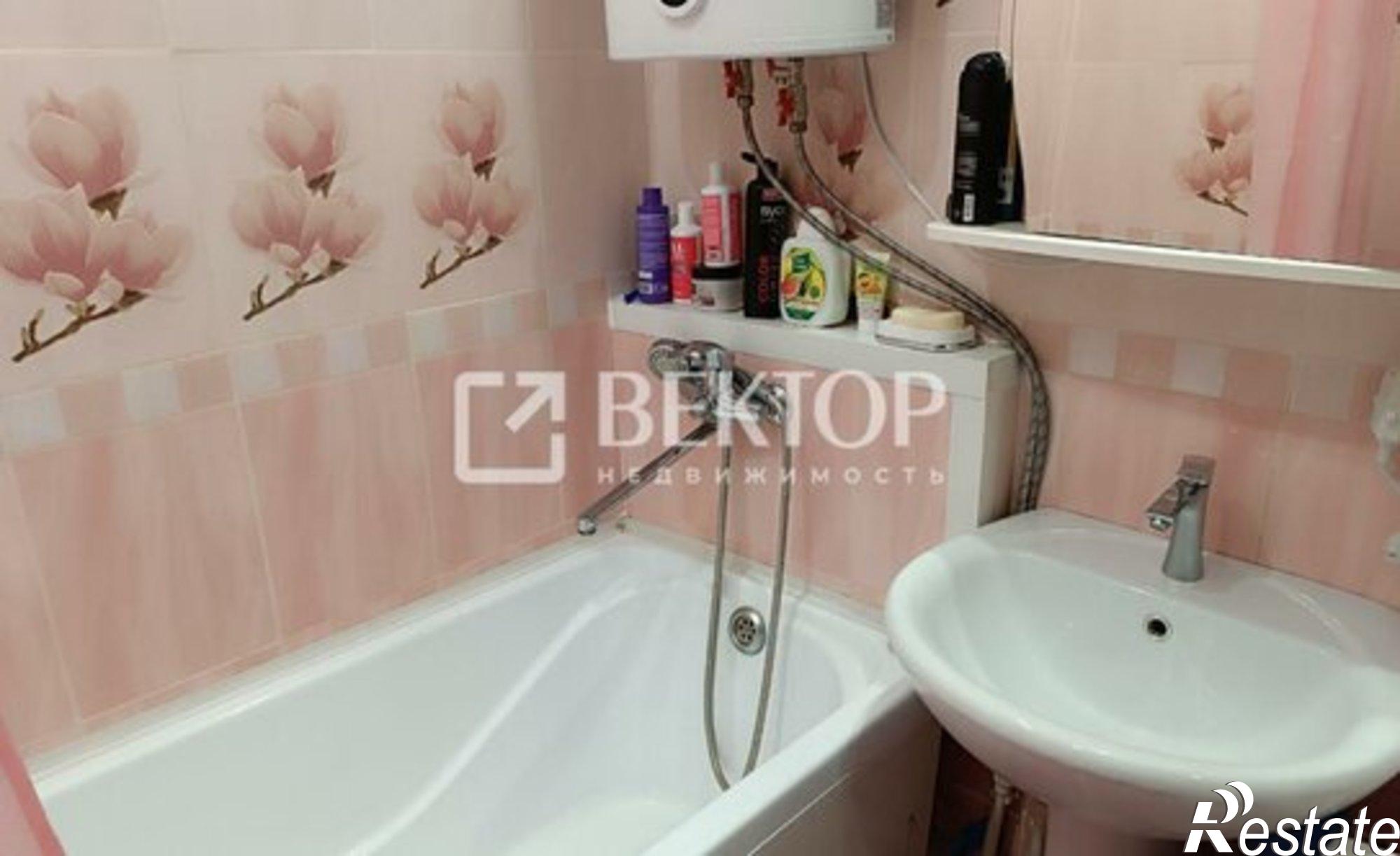 Купить квартиру за 3 090 000 рублей на Сусанинский проезд, 4