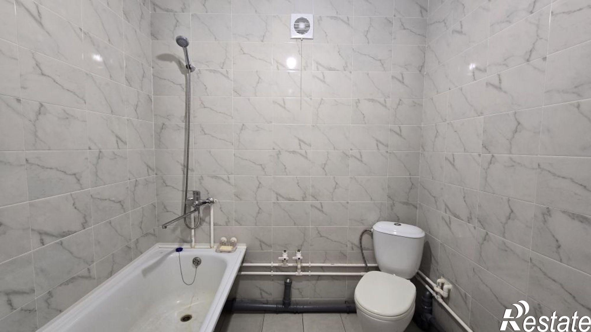 Купить квартиру за 3 090 000 рублей на Петрковский б-р, 12