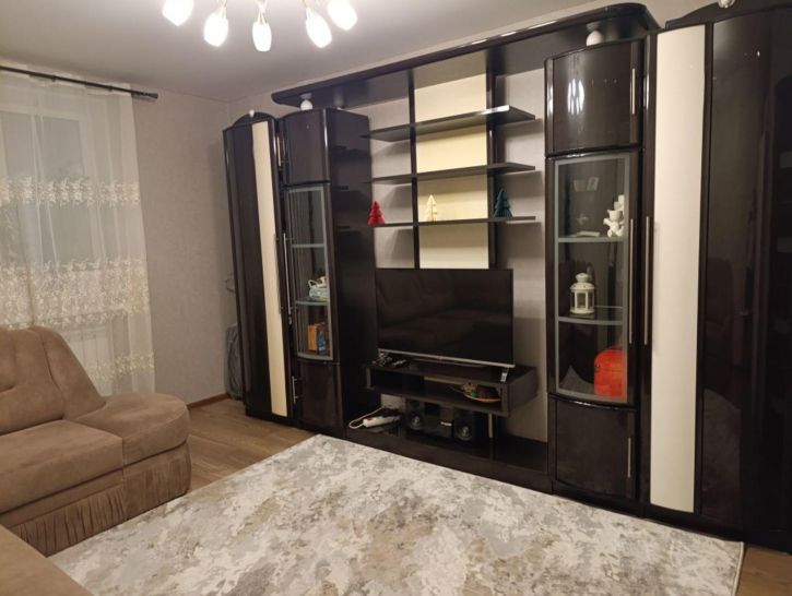 3-комн квартира Венеция мкр, 7