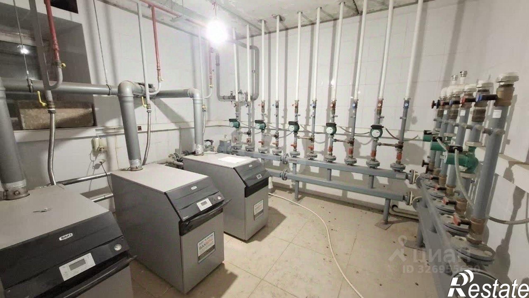 Купить торговое помещение за 96 958 000 рублей на Нагорный проезд, 10Б