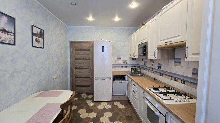 2-комн квартира Давыдовская ул, 17