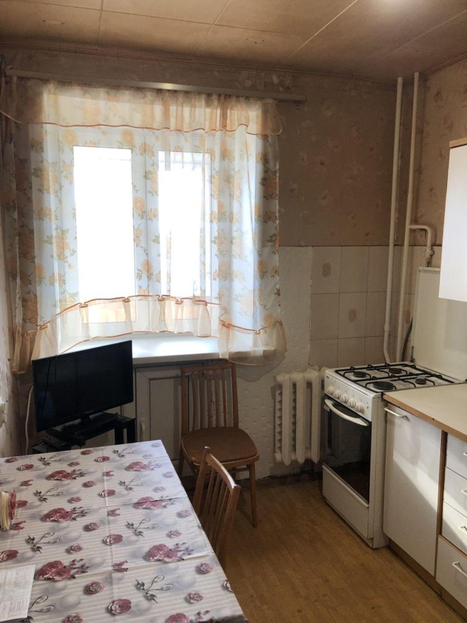 Купить квартиру за 3 950 000 рублей на Стопани ул, 33
