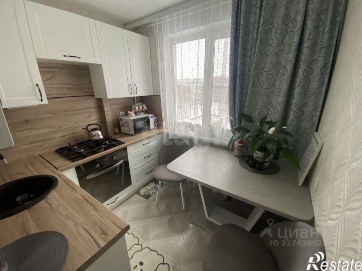 3-комн квартира мкр Якиманиха, 8,  д. 8