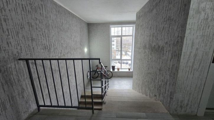 4-комн квартира Войкова ул, 22