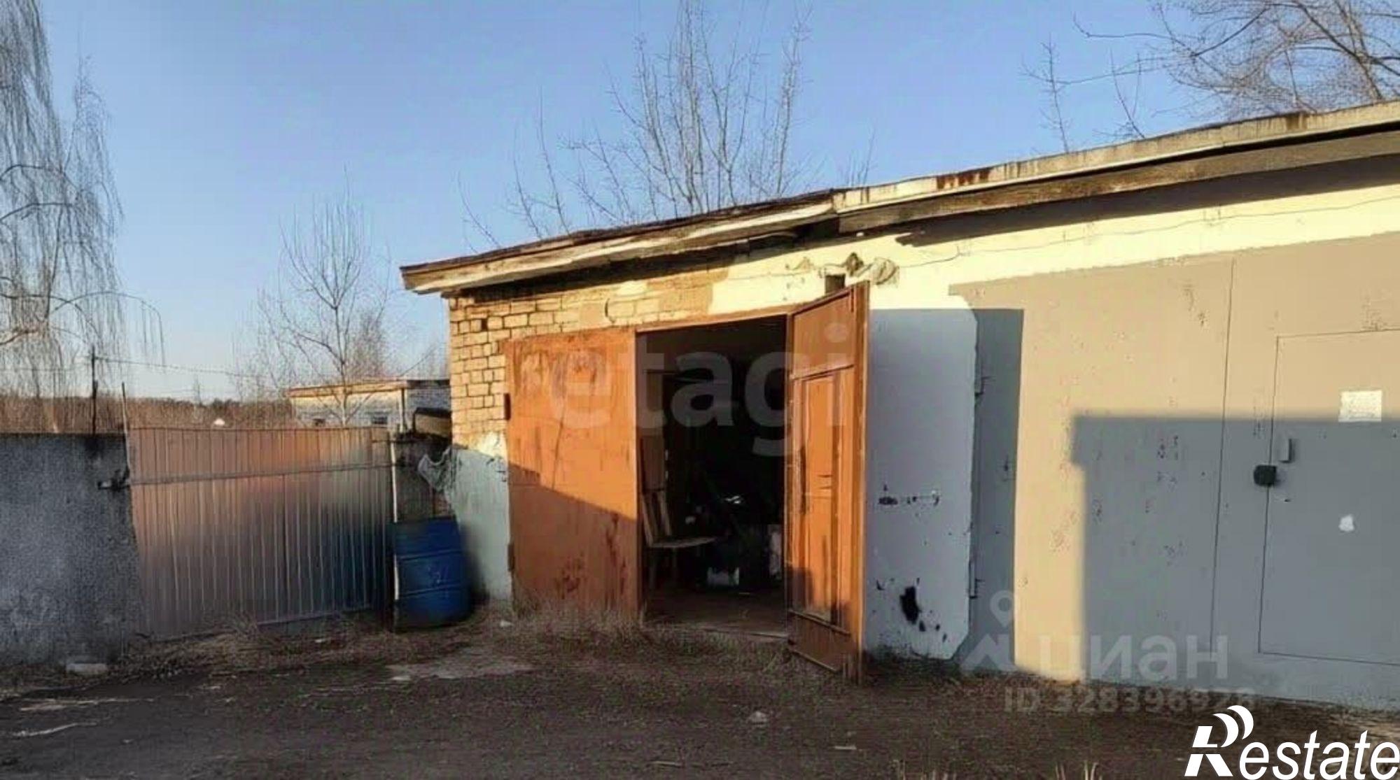 Купить гараж, место в паркинге за 897 702 рублей на ул Смирнова Юрия, 28а
