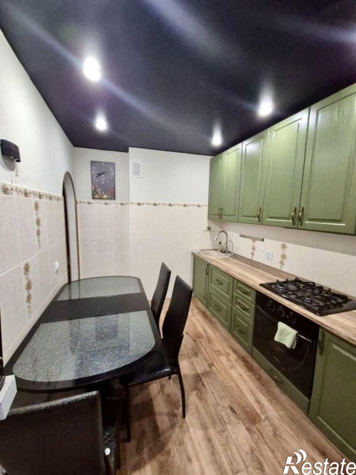 3-комн квартира Давыдовский-3 мкр, 5