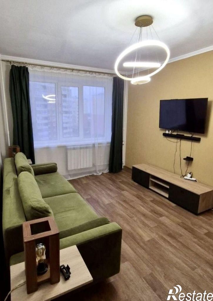 3-комн квартира Давыдовский-3 мкр, 5