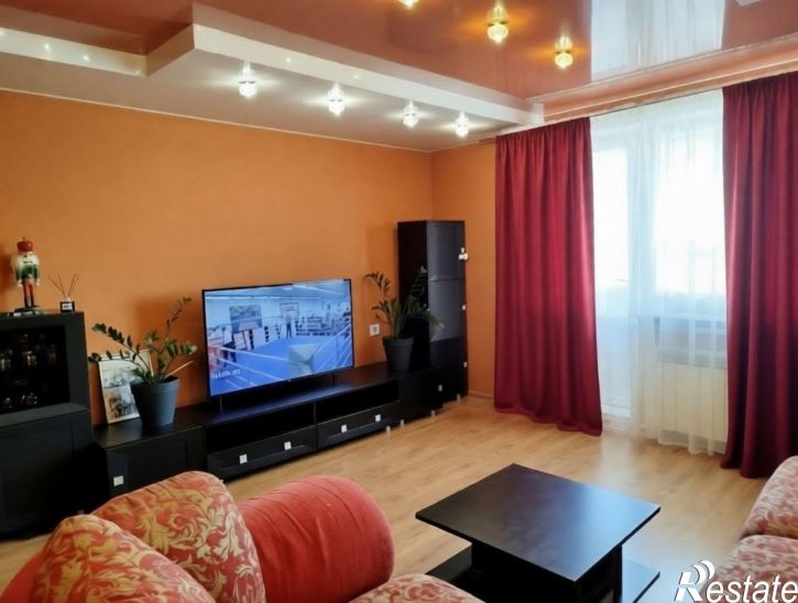 3-комн квартира Скворцова ул, 7