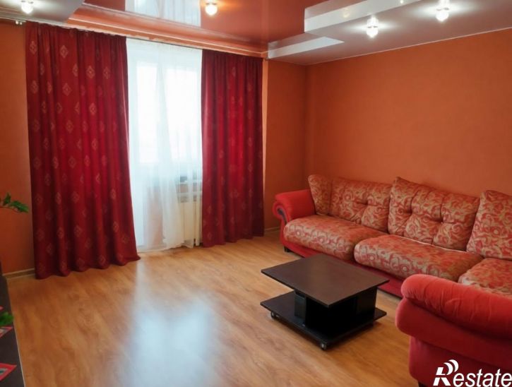 3-комн квартира Скворцова ул, 7