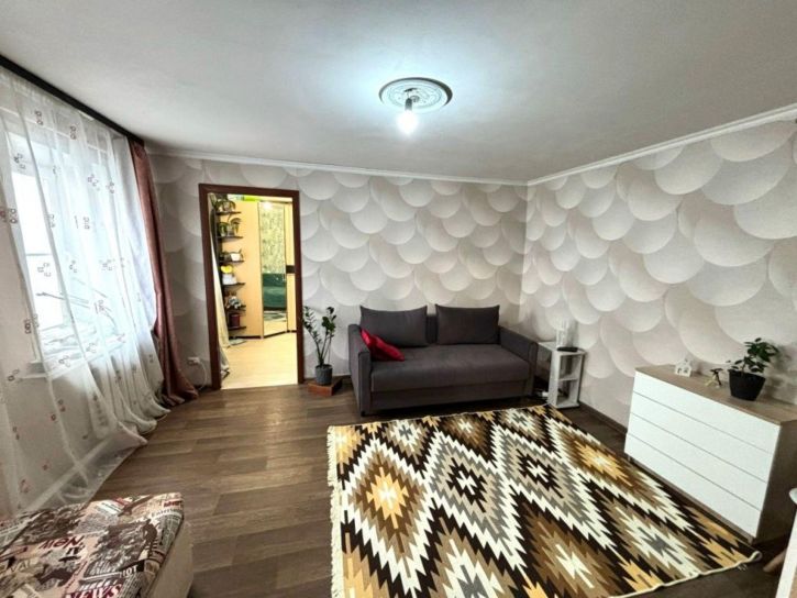 2-комн квартира Симановского ул, 5