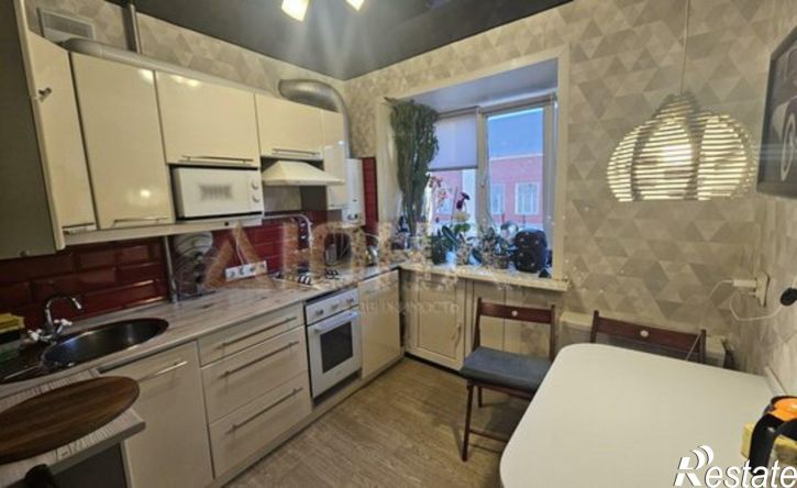 2-комн квартира улица Островского, 52,  д. 52
