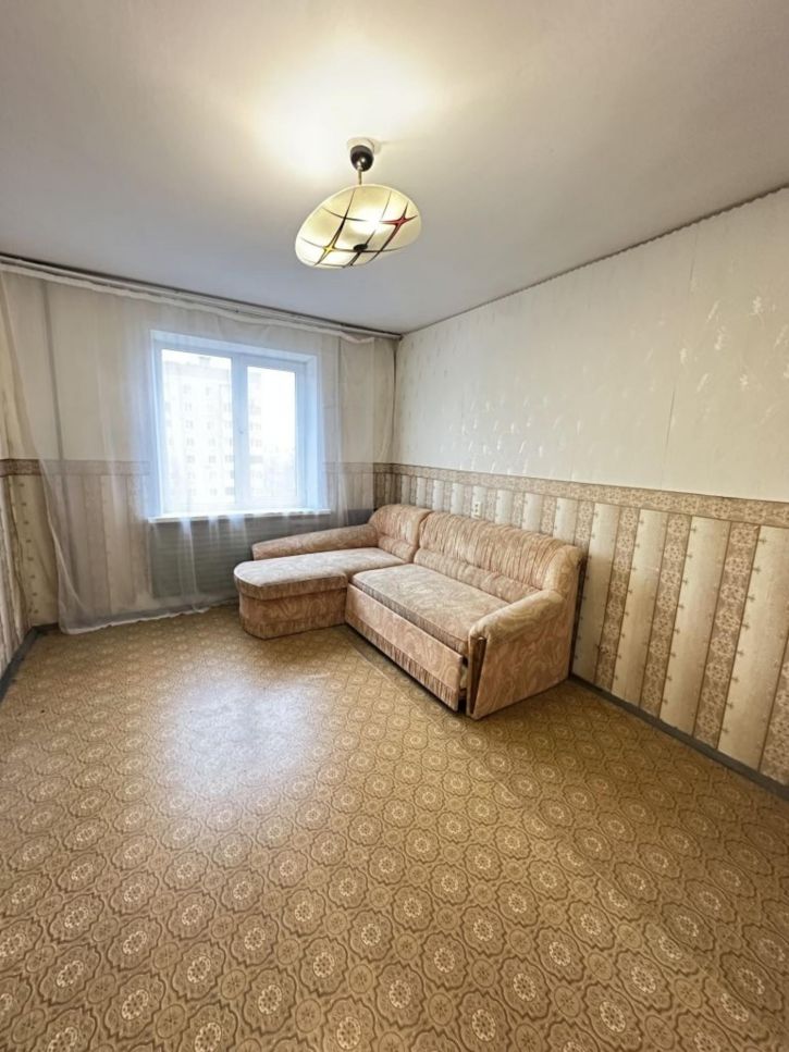 3-комн квартира Свердлова ул, 80