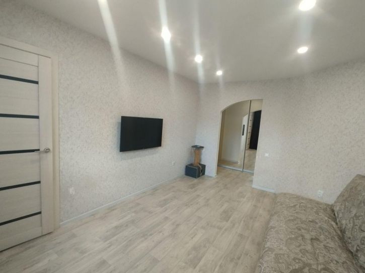 2-комн квартира Жужелинская ул, 30