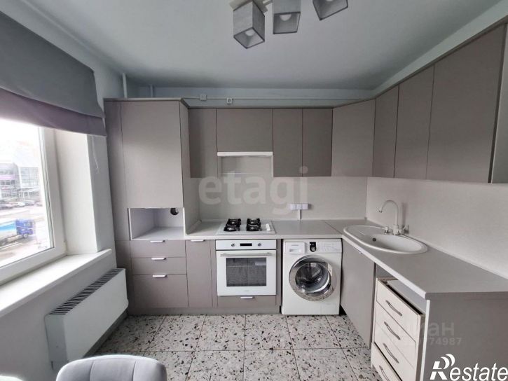 2-комн квартира Индустриальная улица, 19,  д. 19