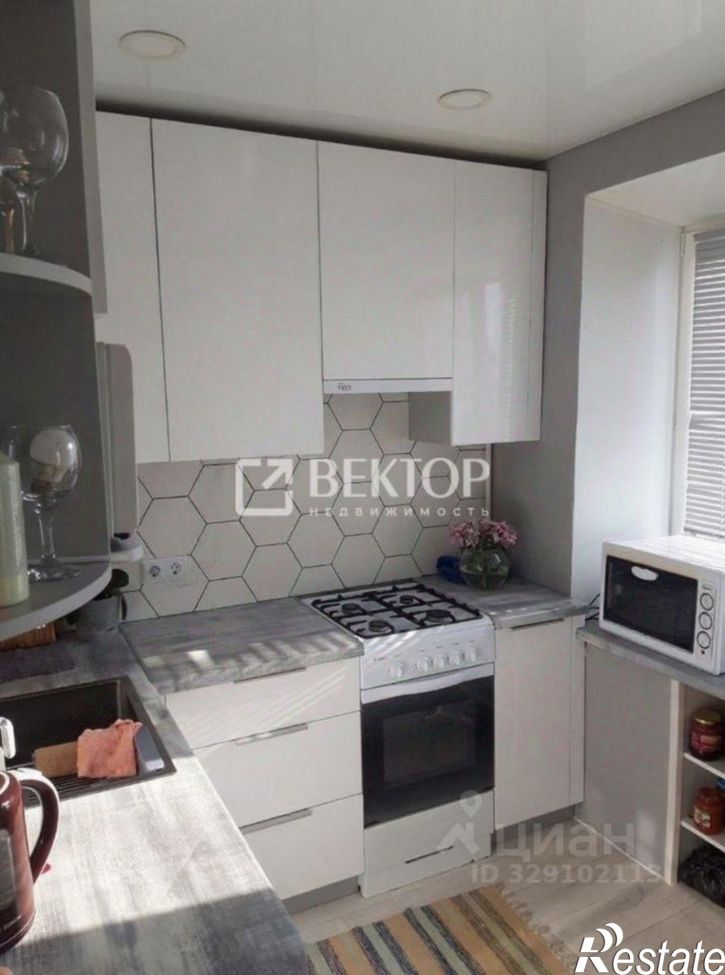 2-комн квартира улица Юрия Смирнова, 45,  д. 45