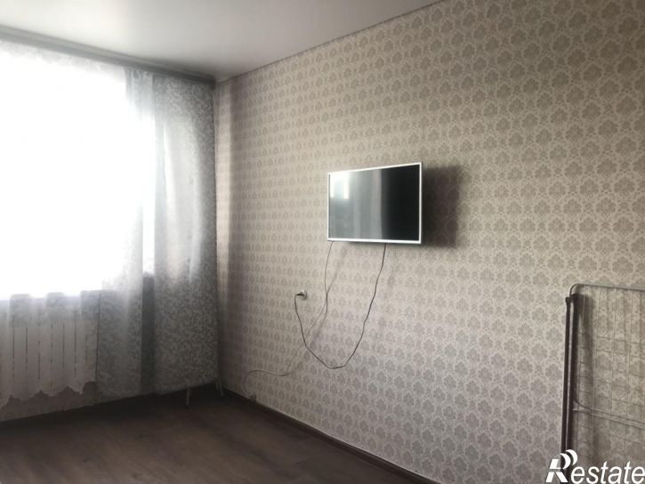2-комн квартира Смирнова Юрия ул, 65