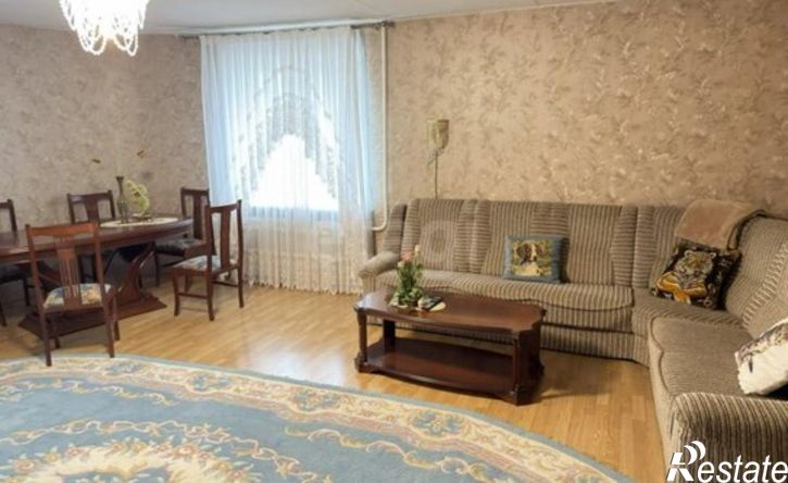 3-комн квартира Индустриальная улица, 37,  д. 37