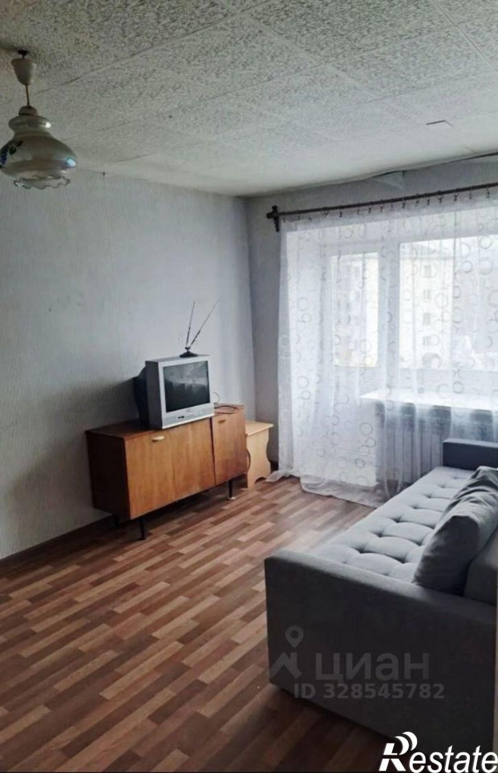 1-комн квартира ул Титова, 2,  д. 2
