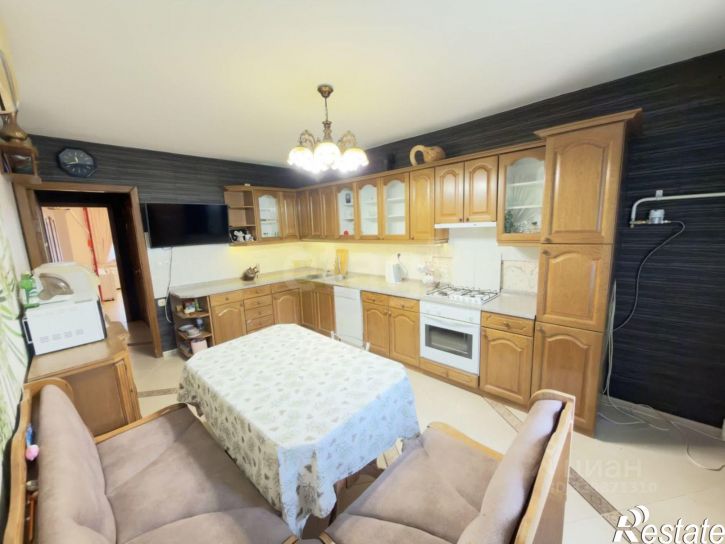 3-комн квартира Индустриальная улица, 37,  д. 37