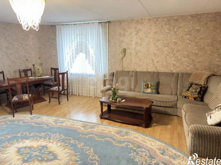 3-комн квартира Индустриальная улица, 37,  д. 37