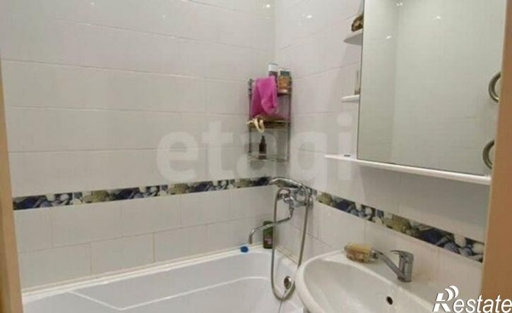 4-комн квартира Овражная улица, 3,  д. 3
