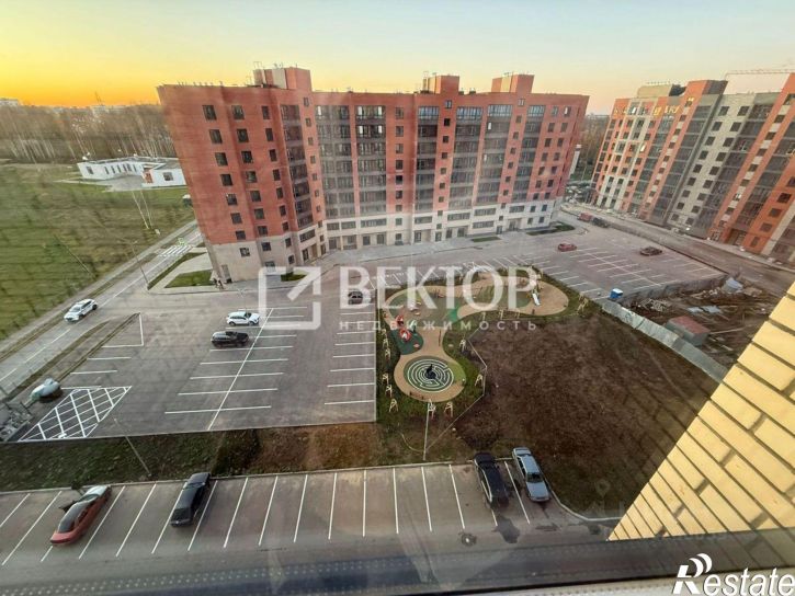 3-комн квартира ул Валентины Плетневой, 3,  д. 3