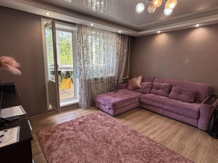 2-комн квартира Полянская ул, 37