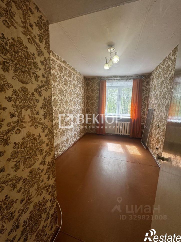 3-комн квартира улица Голубкова, 8,  д. 8
